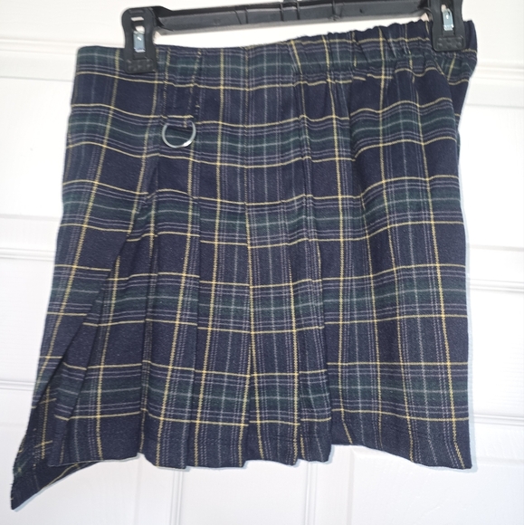 Pleated plaid skort - Picture 5 of 6
